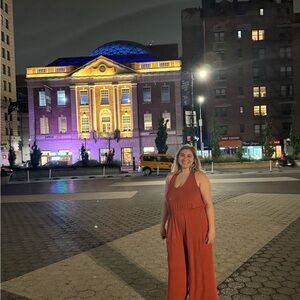 Meet your Posher, Gina Simeone